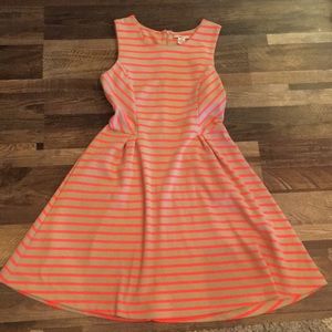 Barr lll dress size small